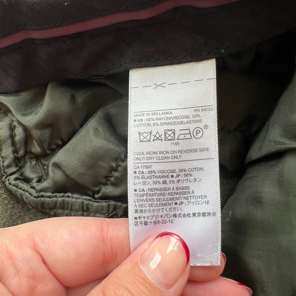 Banana Republic Sloan Pant in Hunter Green (Size 10) - Picture 5 of 7